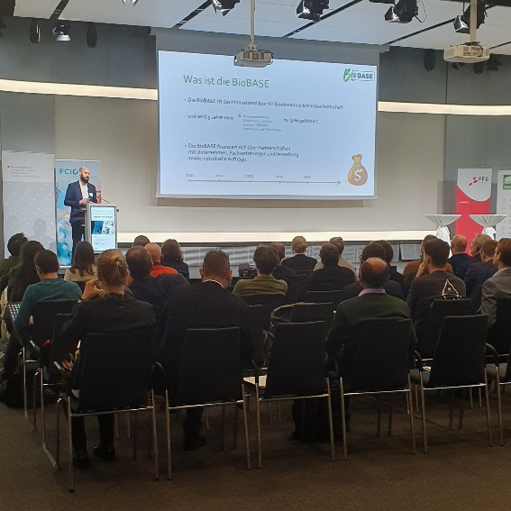 thomas Vorstellung biobase stakeholder dialog